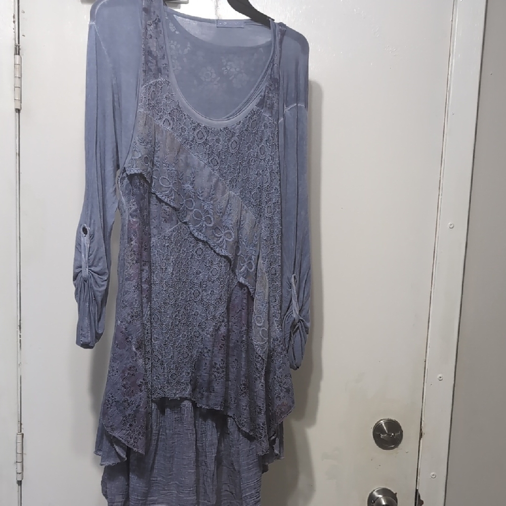 Elegant Lace Layered Women's Top